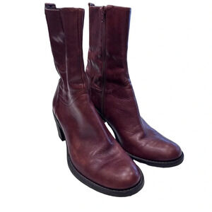 BCBG WOMENS BROWN LEATHER HEEL BOOTS - SIZE 10 Cowboy